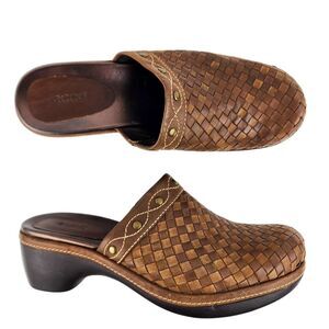 Ecco Clogs Brown Woven Leather Mules Studded Comfy Shoe Womens EU38 / US 7 - 7.5